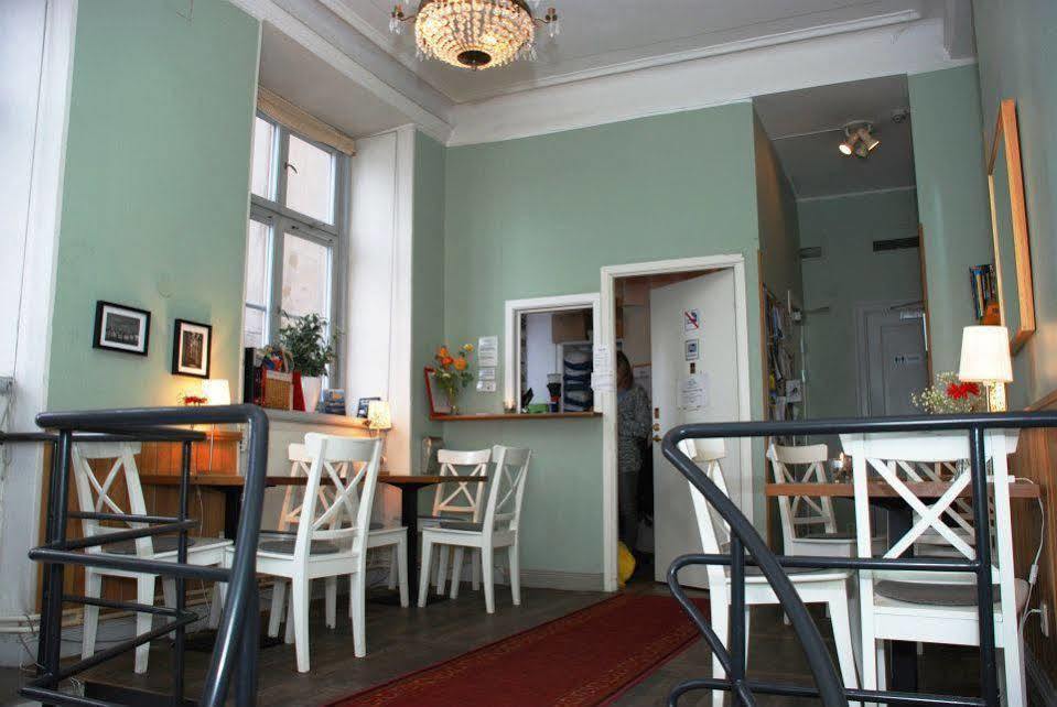 Dockside Hostel Stockholm Exterior photo